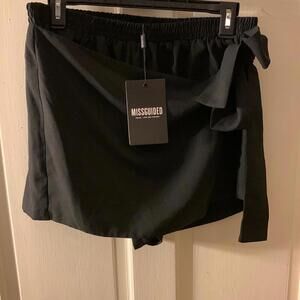 Missguided black Skort sz 10 elastic waist NWT